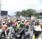 Caravane motorisée organisée à l'occasion du lancement officiel de la mutuelle de santé des motocyclistes de Kinshasa